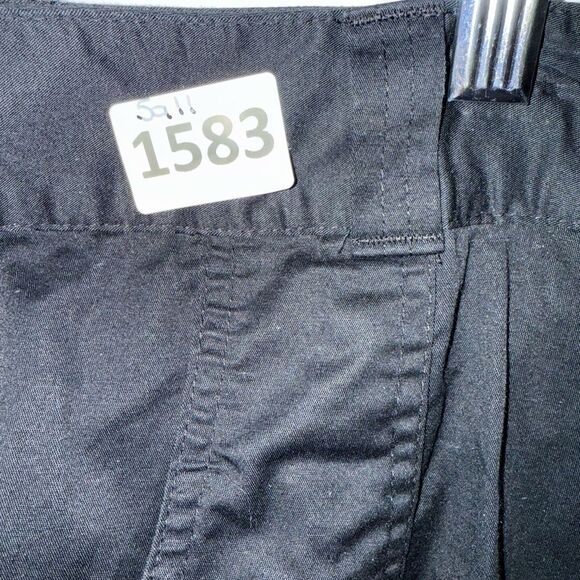 Black Button-Up Skort - Picture 4 of 9